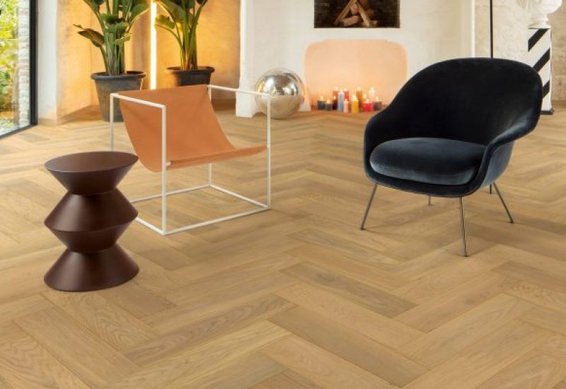 DIS5115S_Interior01-scaled-650x400